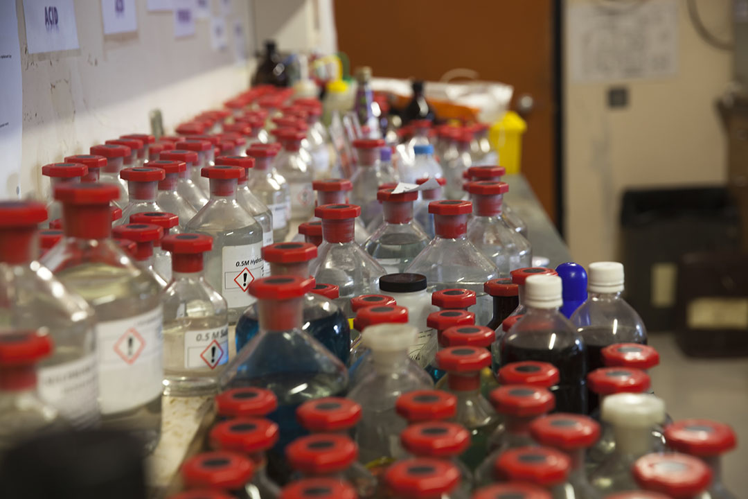 Chemical Storage in Glass Bottles SafetySkills