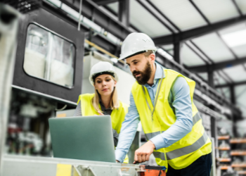 engineers reporting safety incidents
